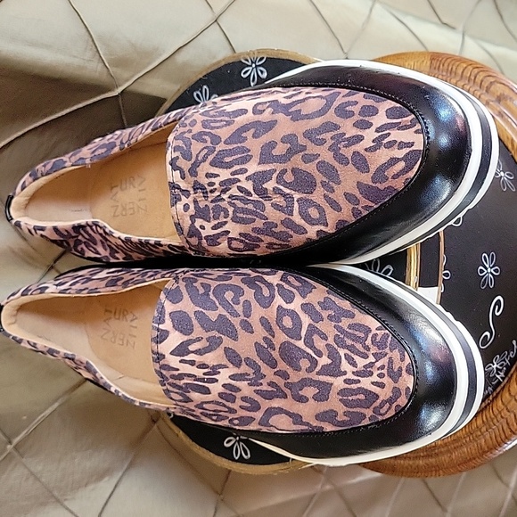 VGUC- Naturalizer ‘Beale’ Leopard & Black Slip-on Loafer 12 WIDE - Picture 4 of 7